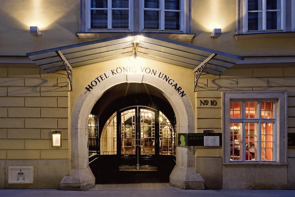 Hotel Konig Von Ungarn Wina Bagian luar foto